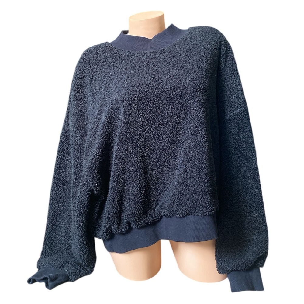 Fabletics Black Long Sleeve Fleece Pullover